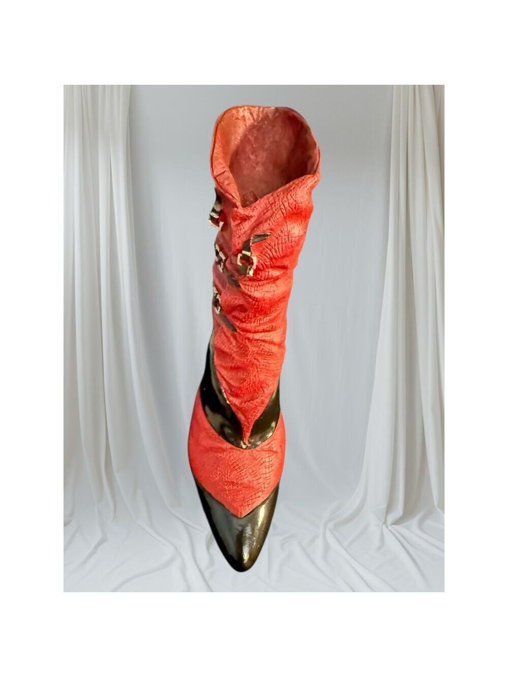 Just the Right Shoe Red Snake Wrap Buckle Heel Figurine Raine Willis
